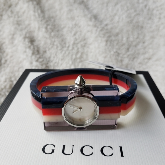 Gucci Mother of Pearl Plexiglass 24mm Quartz Watch Red White Blue - Picture 5 of 7
